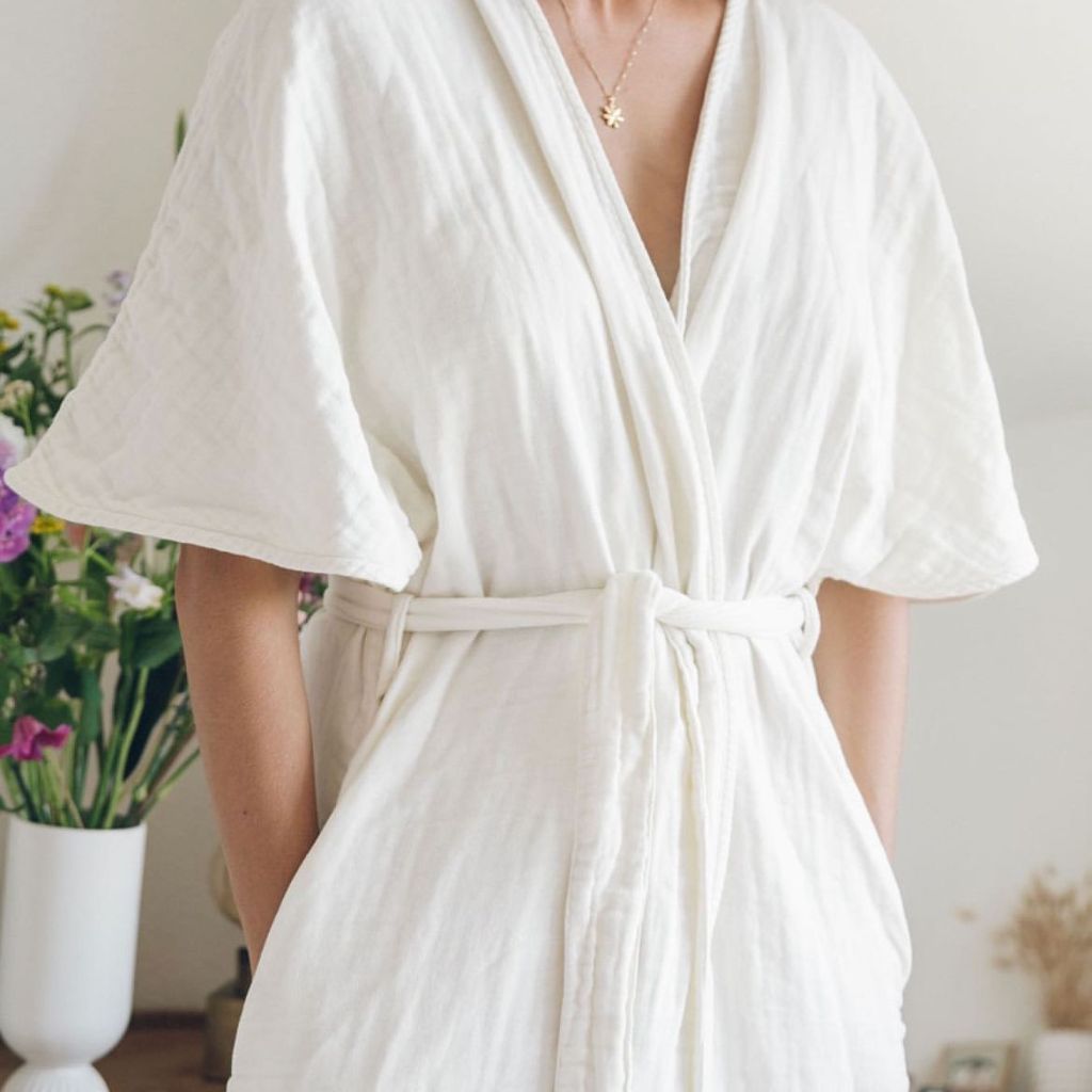 The Robe White