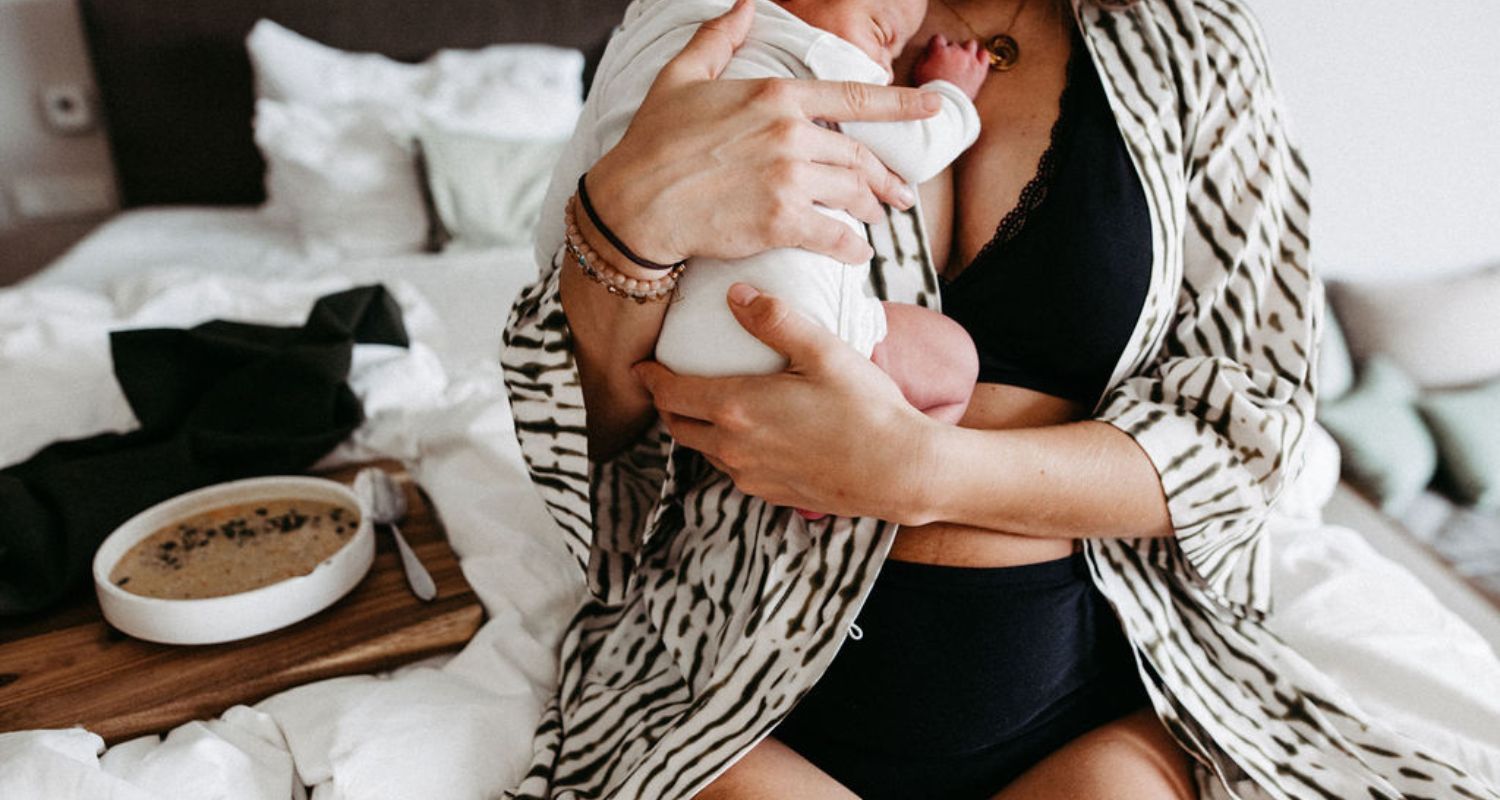 Ernährung im Wochenbett: Nährstoffreich, wärmend und alltagstauglich