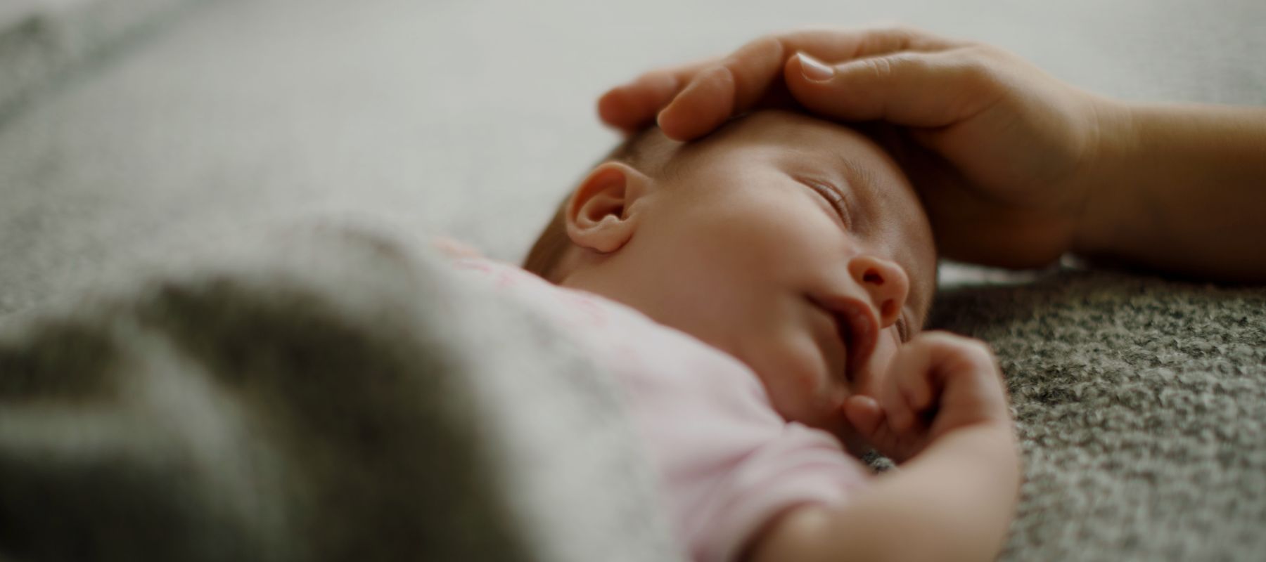 Babyschlaf verstehen- zwischen Biologie, Verständnis und der ganz großen Erschöpfung